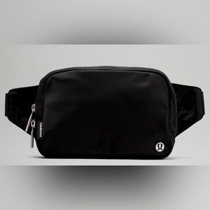 Lululemon Everywhere Belt Bag Large 2L
